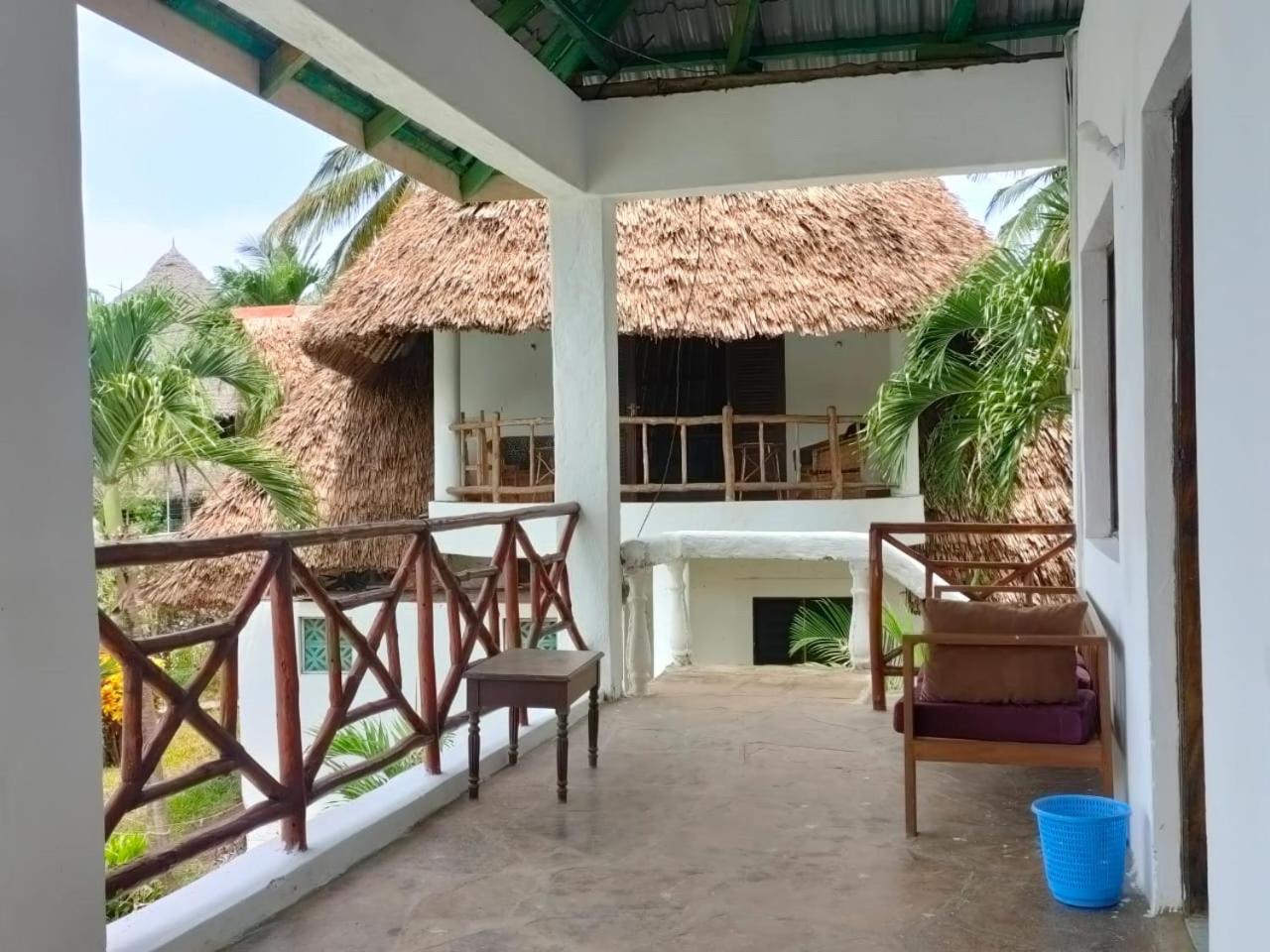 Miwa Holiday Resort Diani Beach Exterior foto